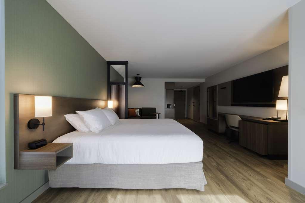 Hyatt Place Sacramento International Airport Room photo